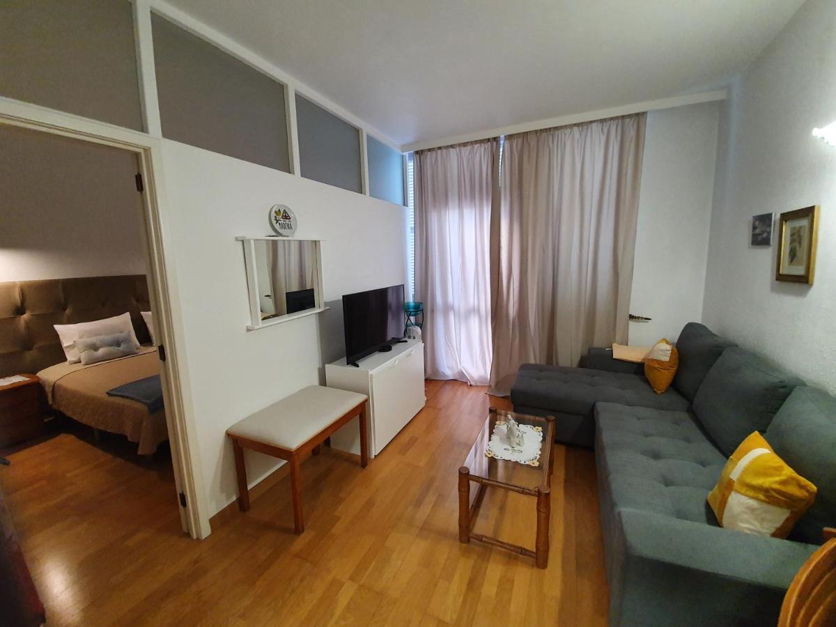 Apartamentos Navio Azul Фуншал Экстерьер фото