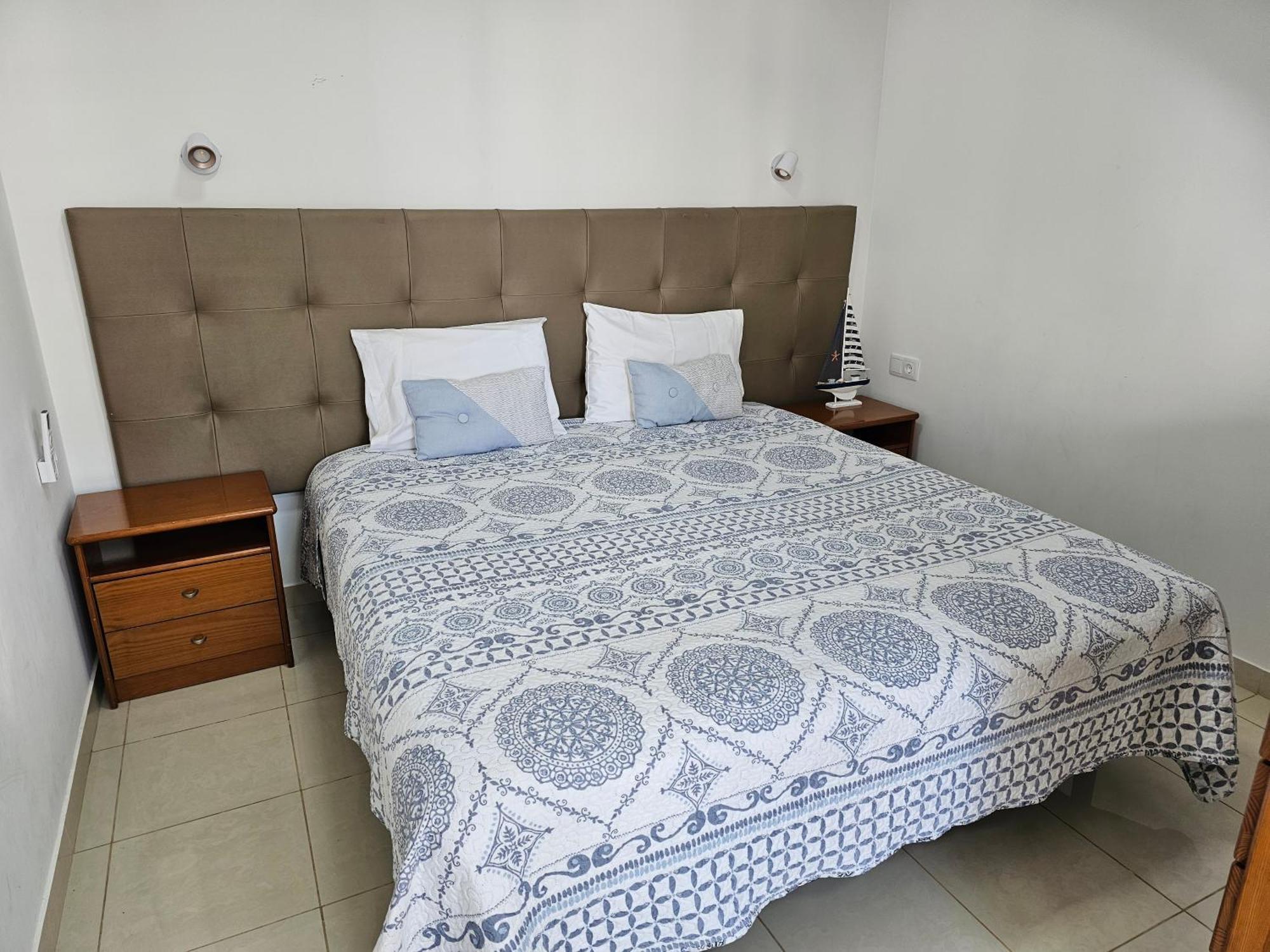 Apartamentos Navio Azul Фуншал Номер фото