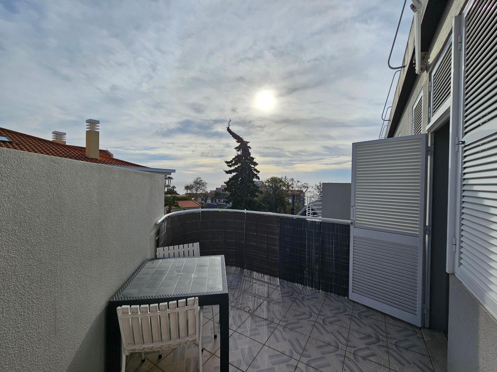 Apartamentos Navio Azul Фуншал Номер фото
