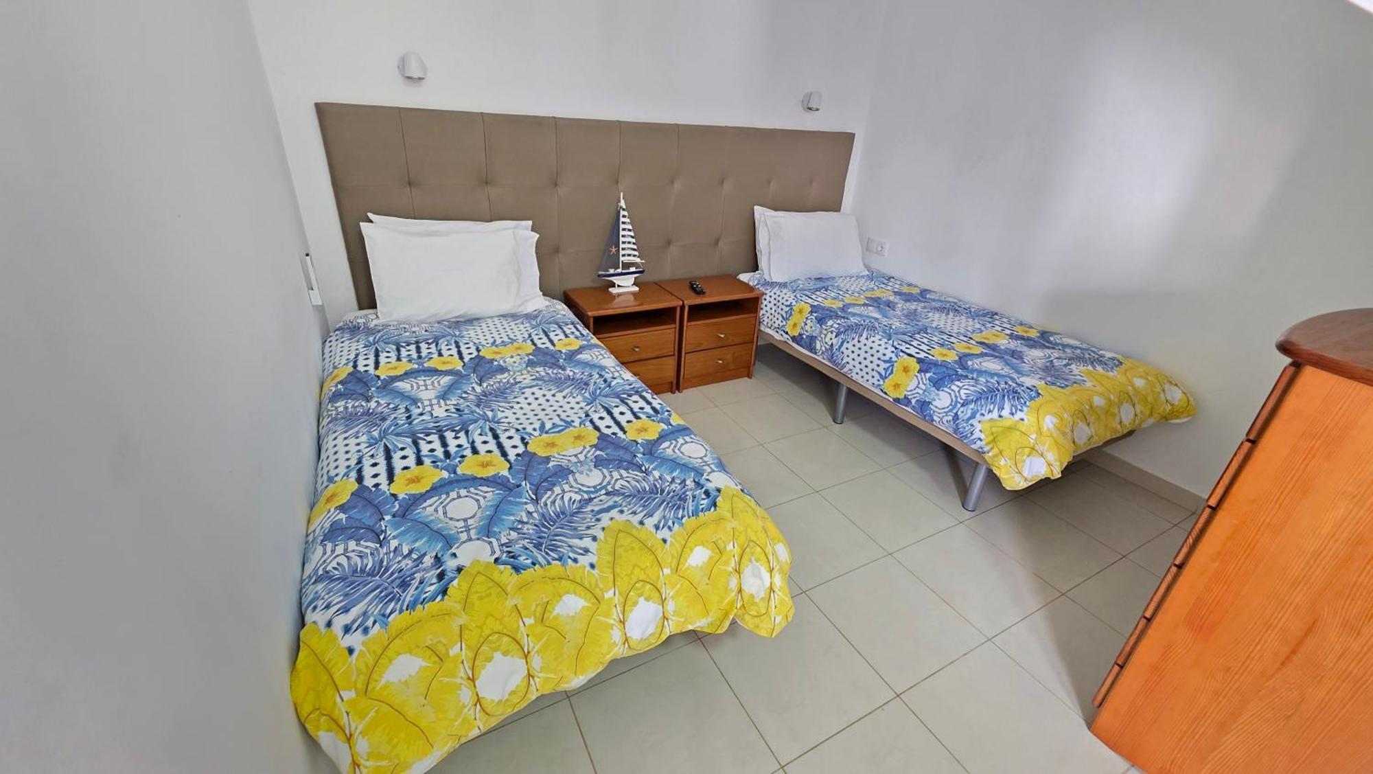 Apartamentos Navio Azul Фуншал Номер фото